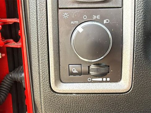 Used 2020 RAM 1500 Tradesman image 18