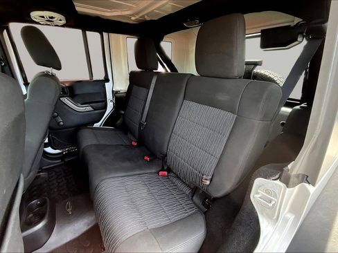 Used 2011 Jeep Wrangler Unlimited Sport w/ Mopar Chrome Edition Group image 21