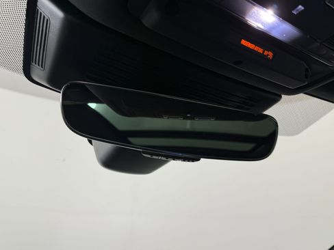 New 2026 Jaguar F-PACE R-Dynamic S image 18