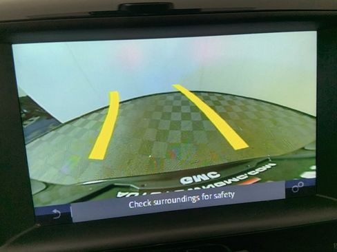 Used 2018 Jaguar F-PACE Premium image 13