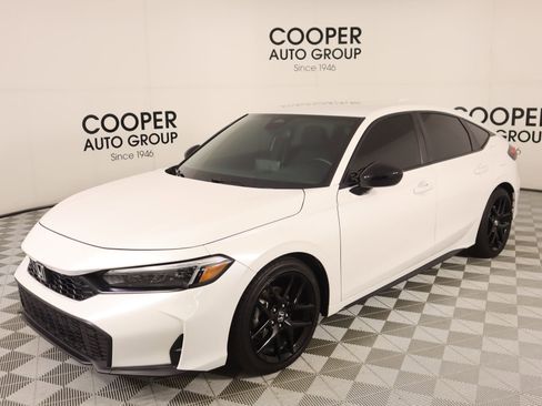 Used 2025 Honda Civic Sport image 9