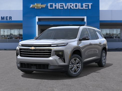 New 2026 Chevrolet Traverse LT w/ LPO, Floor Liner Package FWD image 30