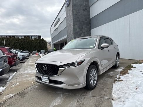 Used 2024 MAZDA CX-5 AWD 2.5 S w/ Select Package image 8