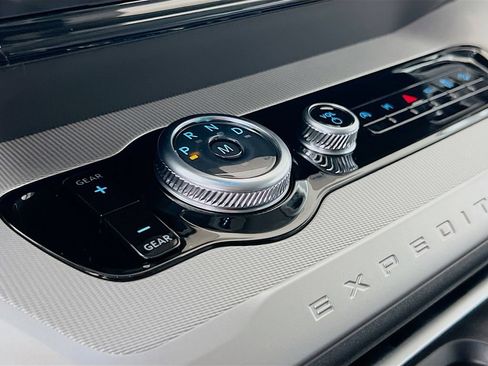 New 2026 Ford Expedition Max Active AWD/4WD image 10
