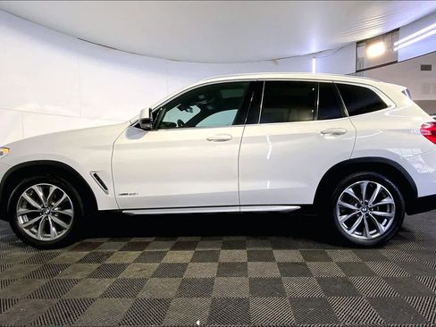 Used 2018 BMW X3 xDrive30i image 2