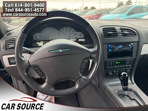 Used 2002 Ford Thunderbird image 13