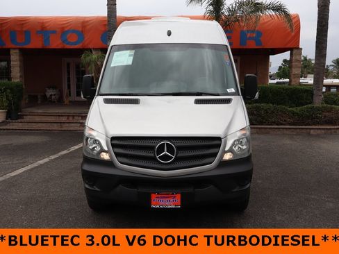 Used 2016 Mercedes-Benz Sprinter 2500 image 3