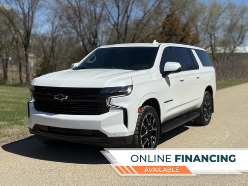 Used 2022 Chevrolet Suburban RST w/ Sport Performance Package AWD/4WD image 1
