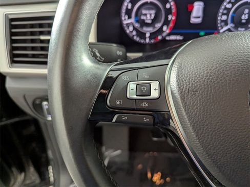 Used 2019 Volkswagen Atlas SEL Premium image 22