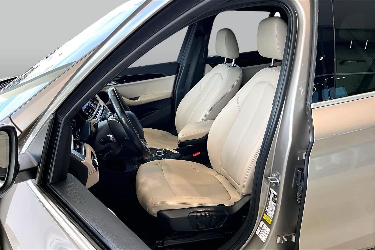 Used 2021 BMW X1 sDrive28i w/ Convenience Package FWD image 7
