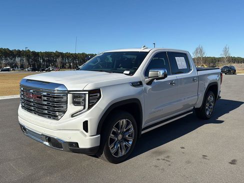 Used 2024 GMC Sierra 1500 Denali w/ Denali Reserve Package image 3