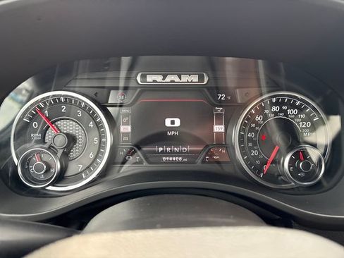 Used 2022 RAM 1500 Big Horn AWD/4WD image 13