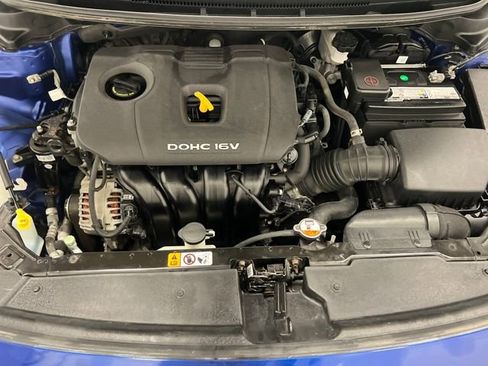 Used 2017 Kia Forte LX image 15