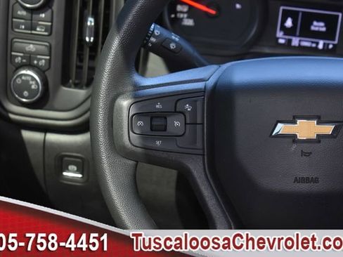 Used 2025 Chevrolet Silverado 1500 Custom image 26