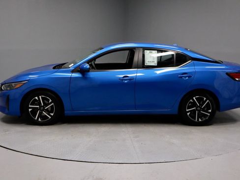 Certified 2024 Nissan Sentra SV FWD image 7