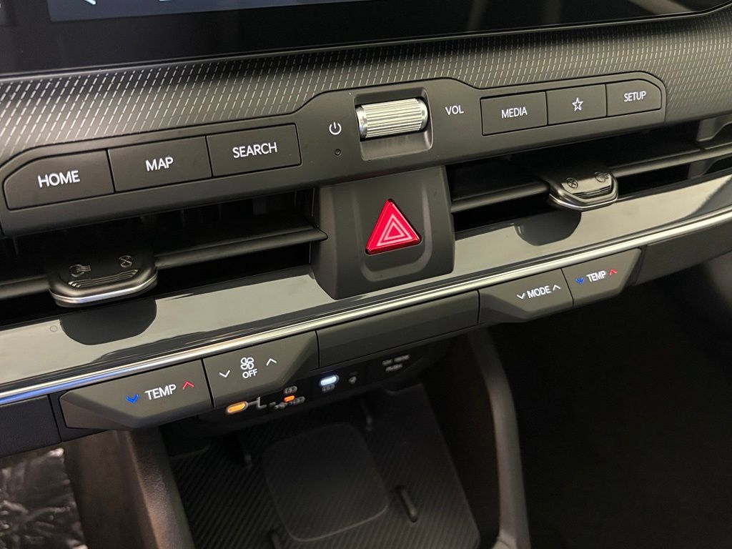 New 2026 Kia K4 GT-Line Turbo FWD image 30