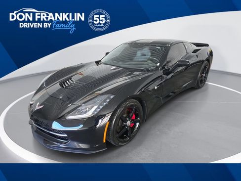 Used 2015 Chevrolet Corvette Stingray Coupe image 1