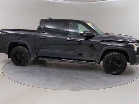 Used 2024 Toyota Tundra Limited w/ TRD Off-Road Package AWD/4WD image 12