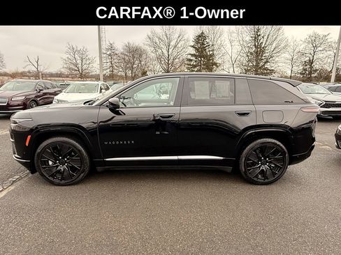 Used 2025 Jeep Wagoneer S Launch Edition image 2