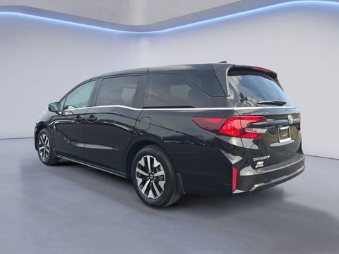 New 2026 Honda Odyssey EX-L image 3