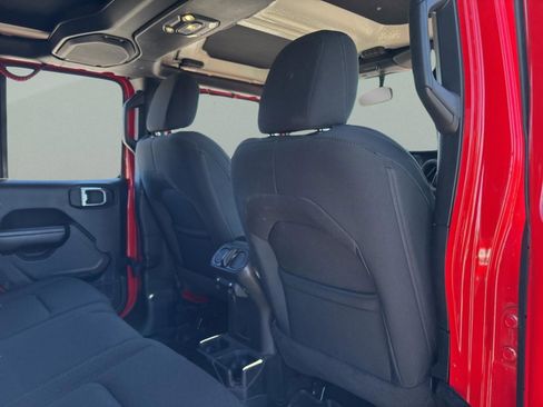 Used 2021 Jeep Wrangler Unlimited Sport image 36