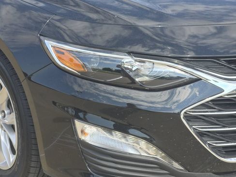 Used 2024 Chevrolet Malibu LT FWD image 9