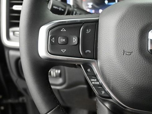 New 2026 RAM 1500 4x4 Crew Cab image 25