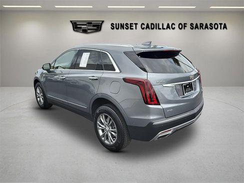 Used 2022 Cadillac XT5 Premium Luxury w/ Technology Package AWD/4WD image 6