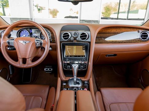 Used 2013 Bentley Continental GT image 4