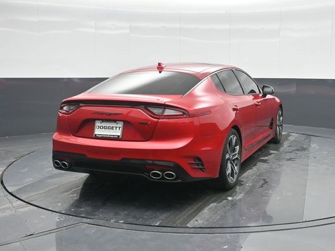 Used 2021 Kia Stinger GT2 image 25