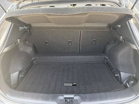 Used 2020 Nissan Rogue Sport S w/ Appearance Package FWD image 18