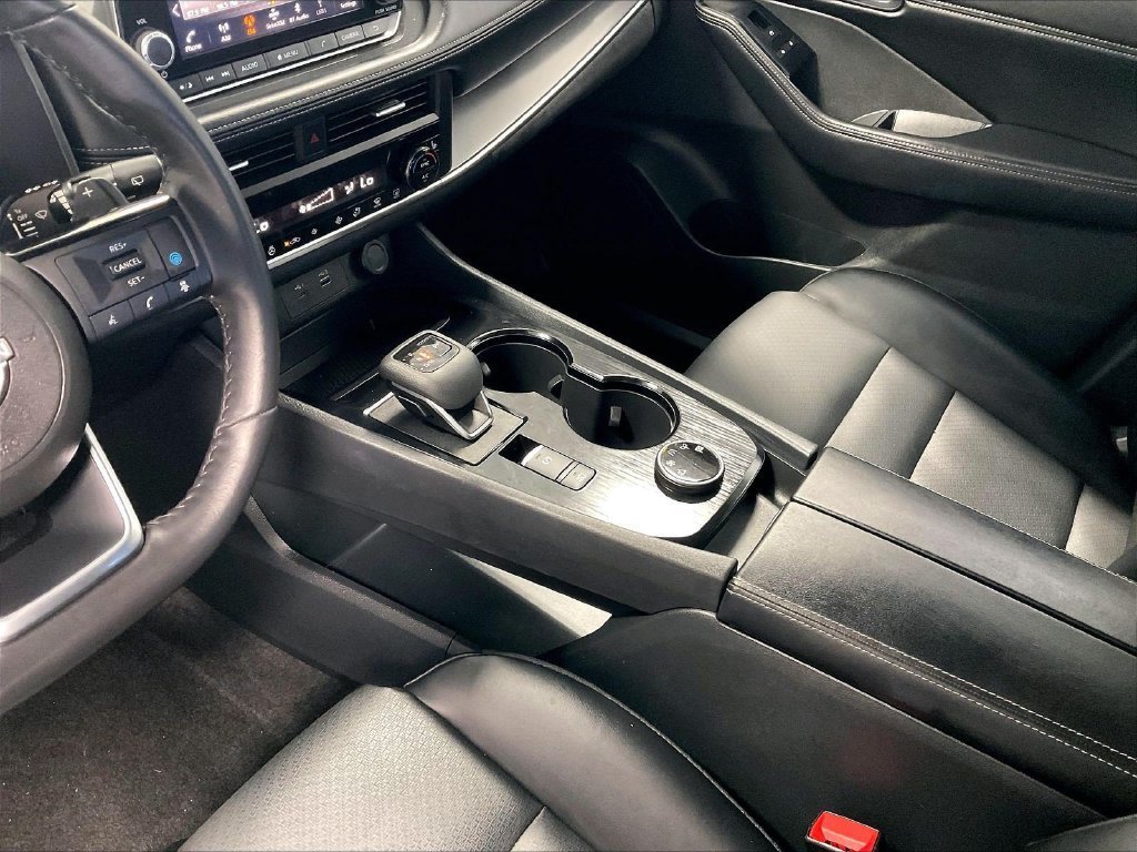 Certified 2023 Nissan Rogue SV w/ SV Premium B Package AWD/4WD image 21