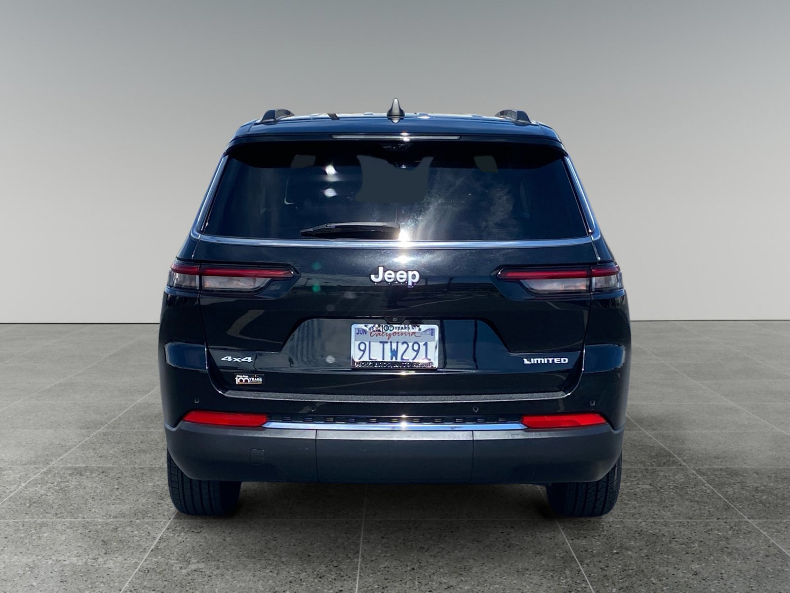 Used 2024 Jeep Grand Cherokee L Limited w/ Luxury Tech Group II AWD/4WD image 4
