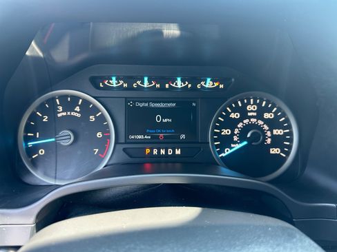Used 2018 Ford F150 XLT w/ Equipment Group 302A Luxury AWD/4WD image 24