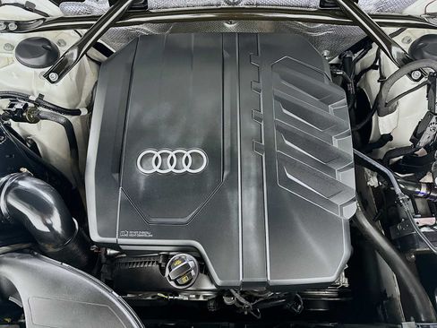Used 2021 Audi Q5 2.0T Premium w/ Convenience Package AWD/4WD image 28