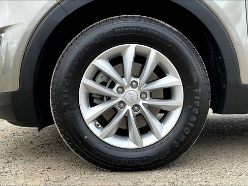 Used 2018 Kia Sorento L FWD image 12