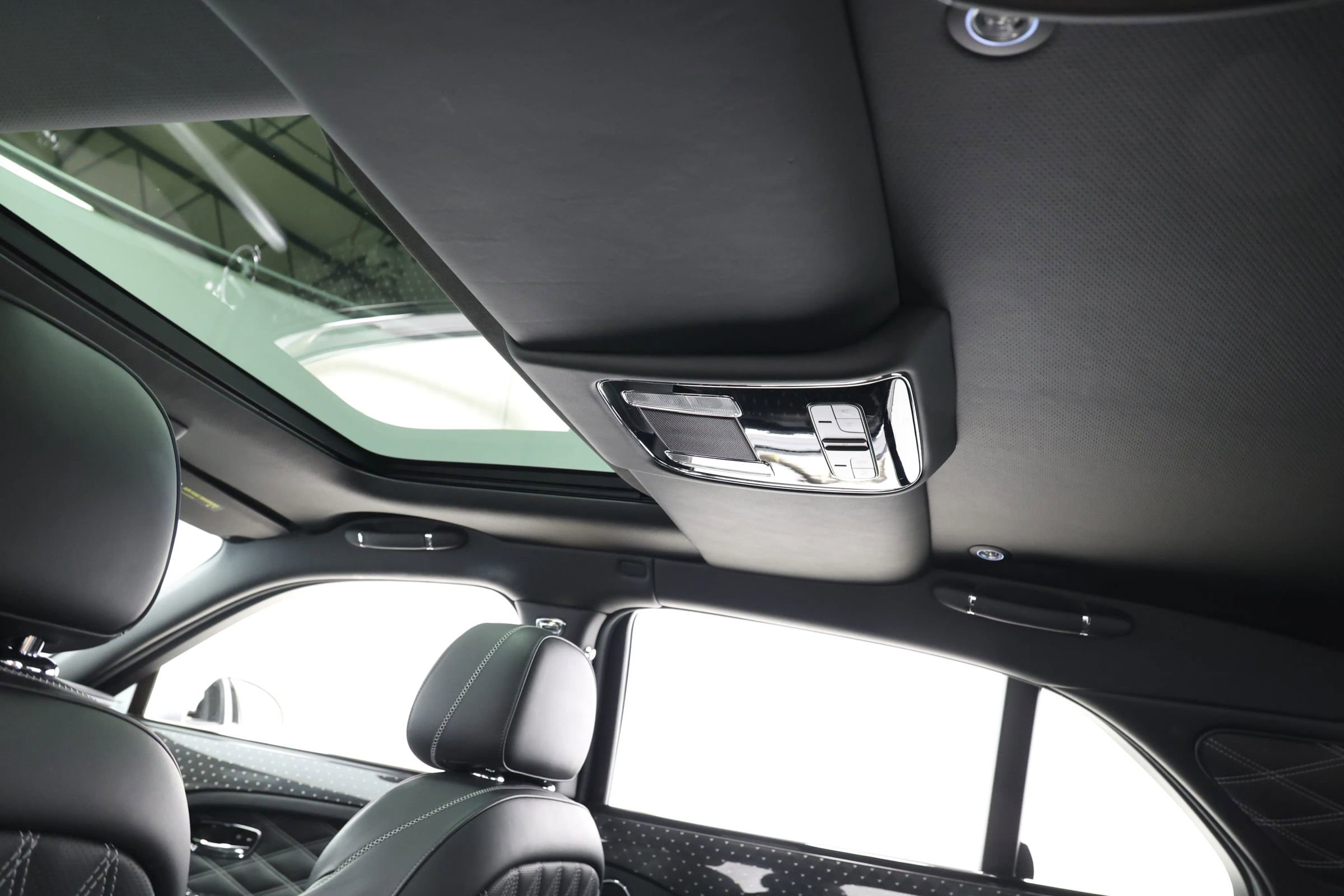 Used 2018 Bentley Mulsanne RWD image 72