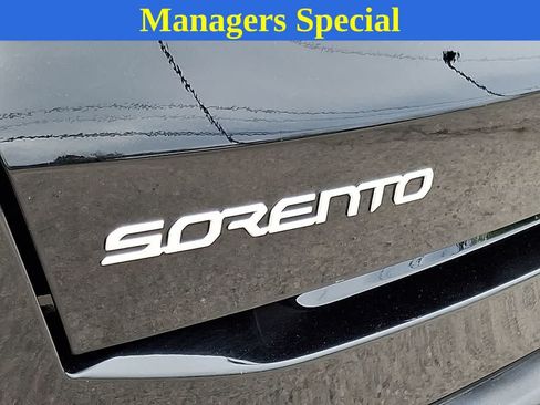 Used 2024 Kia Sorento S AWD/4WD image 33