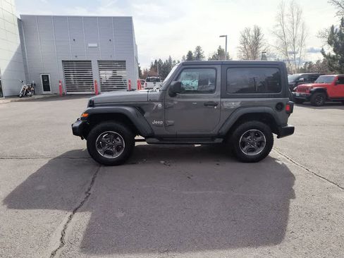 Used 2020 Jeep Wrangler Sport S image 3