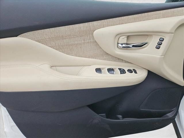 Used 2024 Nissan Murano SL FWD image 9