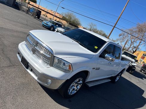 Used 2017 RAM 1500 Laramie image 45