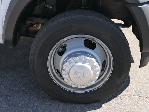 New 2025 RAM 5500 Tradesman image 25