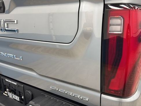 Used 2025 GMC Sierra 3500 Denali Ultimate AWD/4WD image 42