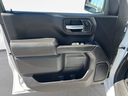 Used 2021 Chevrolet Silverado 1500 Custom image 15