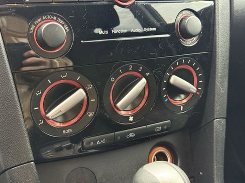 Used 2008 MAZDA MAZDA3 s Touring image 18