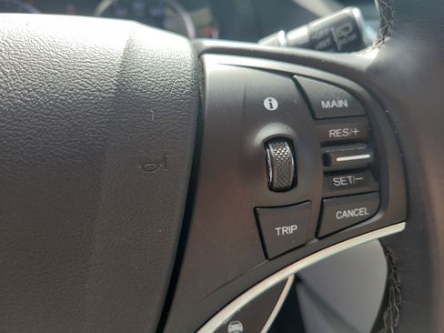 Used 2020 Acura MDX FWD image 30