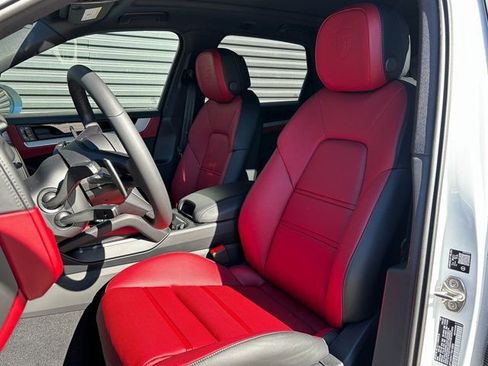 New 2026 Porsche Cayenne E-Hybrid image 5