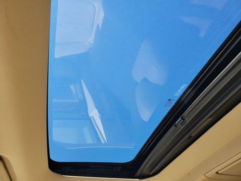 Used 2010 Buick Enclave CXL w/ Trailering Provision Package image 35