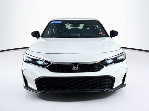 Used 2025 Honda Civic Sport image 3
