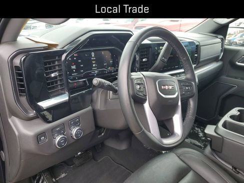 Certified 2025 GMC Sierra 1500 SLT image 7